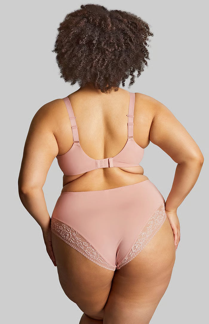 Roxie Brief